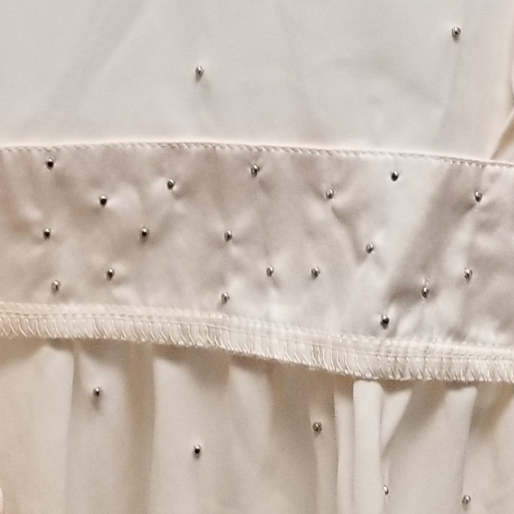 Faux Pearl Top - Mannequin worn only - Picture 12 of 15